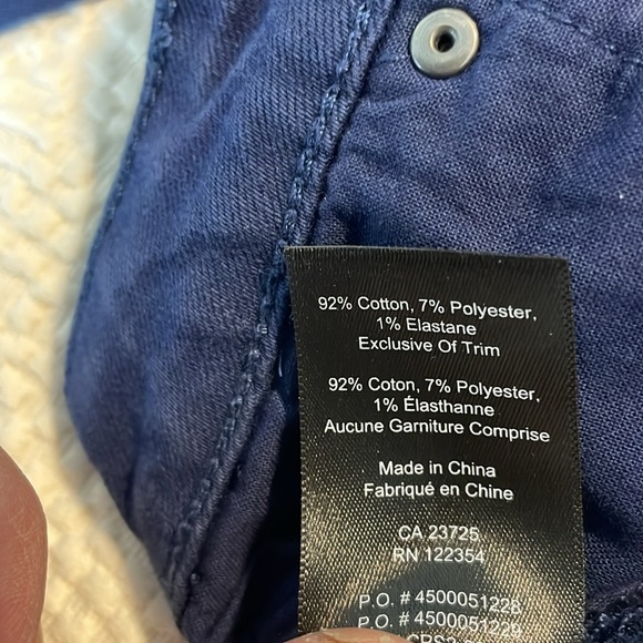 ARITZIA Talula Like New Blue High Rise with kick flare . - Picture 10 of 10